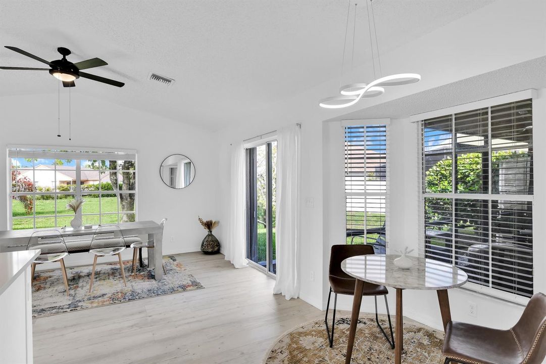 22561 Middletown Dr Boca Raton - 43