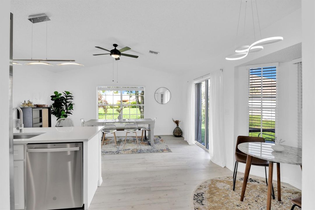 22561 Middletown Dr Boca Raton - 34
