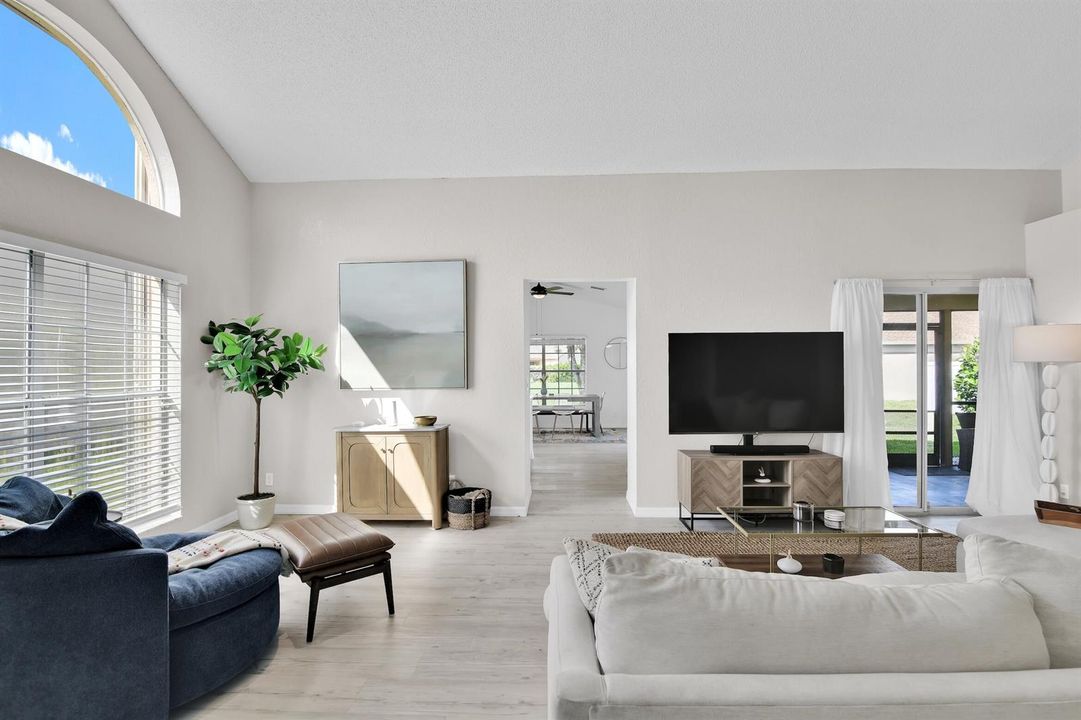 22561 Middletown Dr Boca Raton - 27