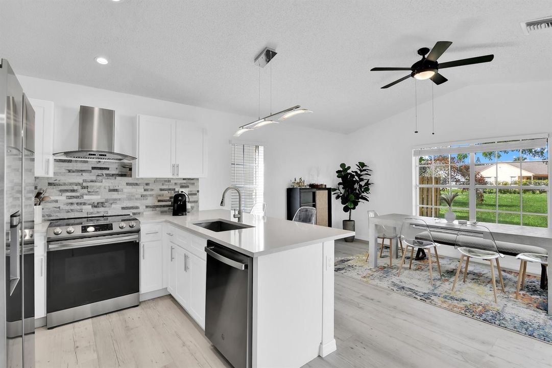 22561 Middletown Dr Boca Raton - 36