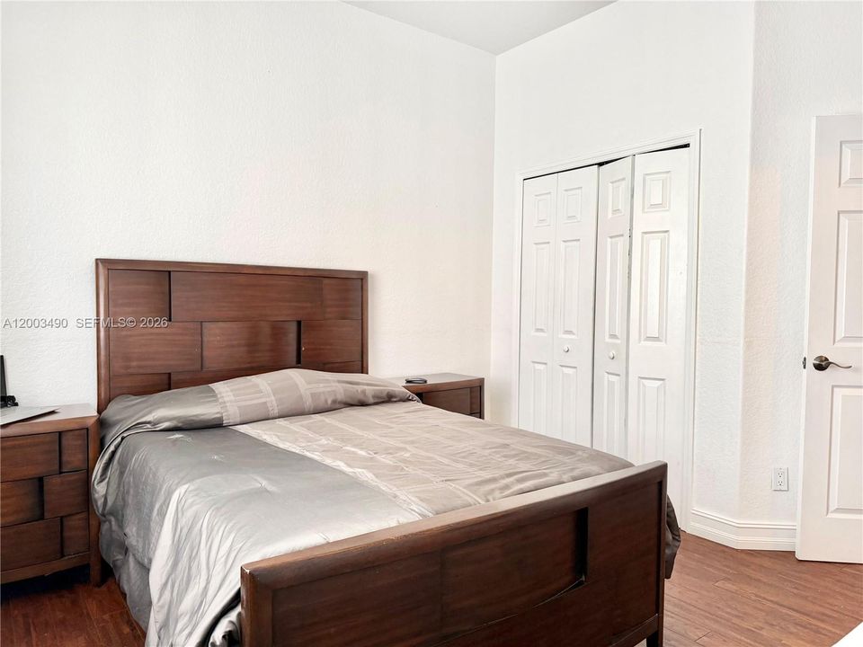 For Sale: $750,000 (3 beds, 2 baths, 1925 Square Feet)