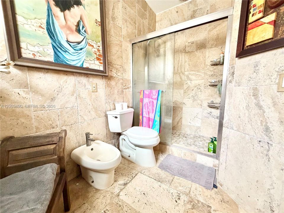 For Sale: $750,000 (3 beds, 2 baths, 1925 Square Feet)