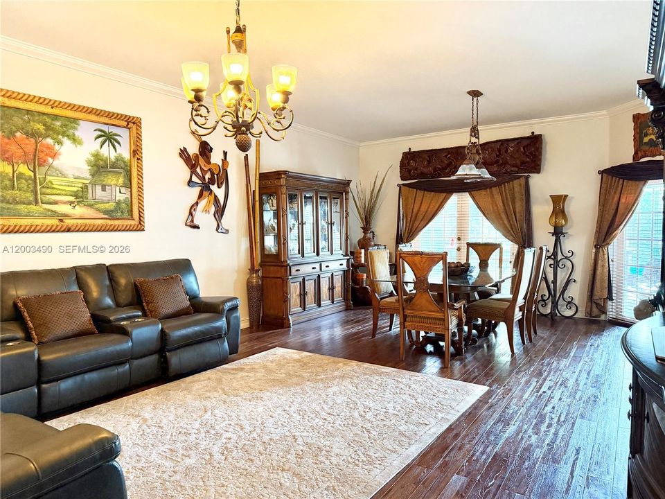 For Sale: $750,000 (3 beds, 2 baths, 1925 Square Feet)