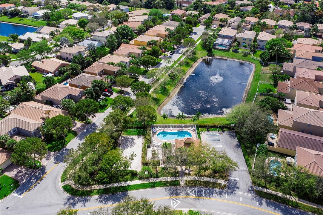 Active With Contract: $760,000 (4 beds, 2 baths, 2454 Square Feet)