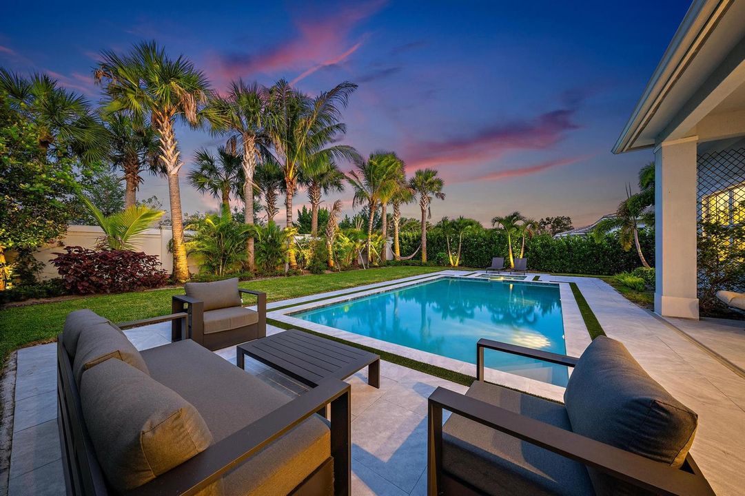 9338 Crestview Circle