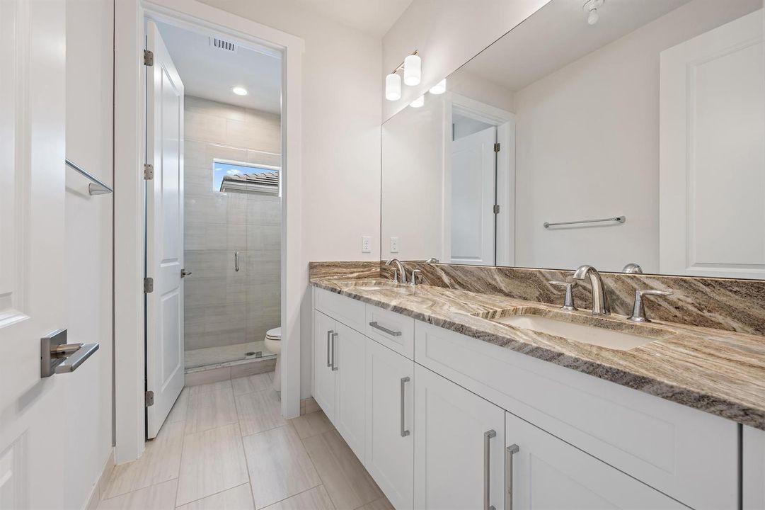 9338 Crestview Circle