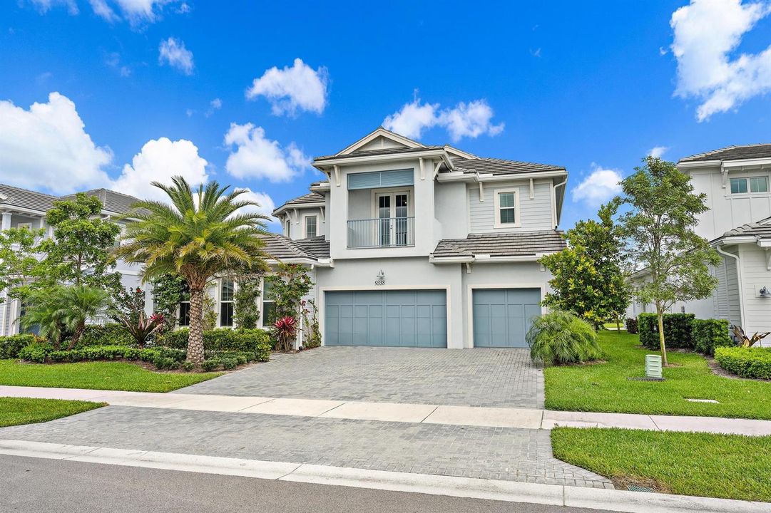 9338 Crestview Circle