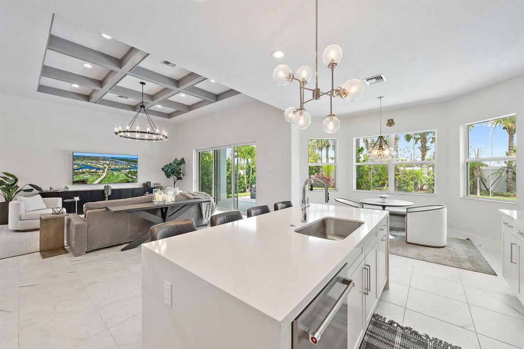 9338 Crestview Circle