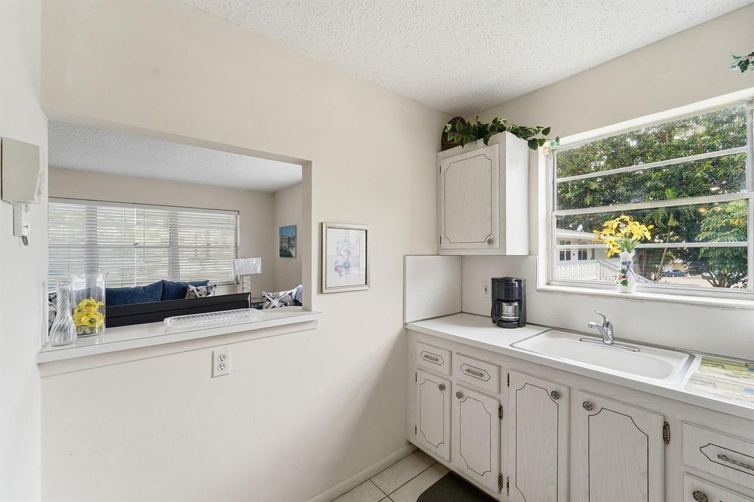 80 Harwood H Kitchen 3