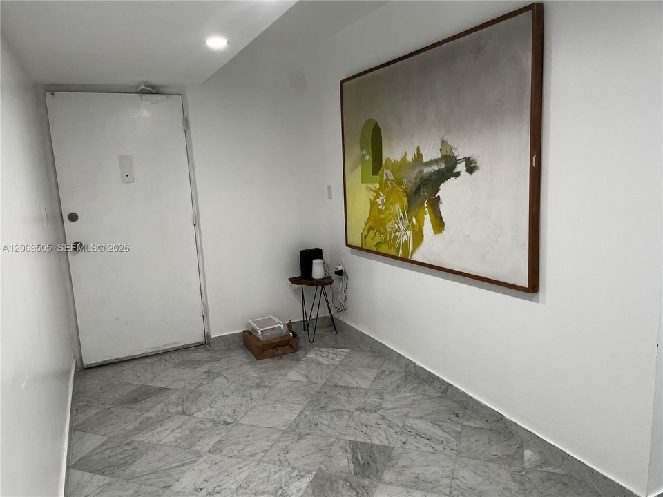 Recientemente alquilado: $3,700 (1 camas, 1 baños, 747 Pies cuadrados)