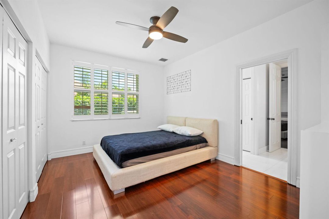 27-web-or-mls-11371-nw-6th-st