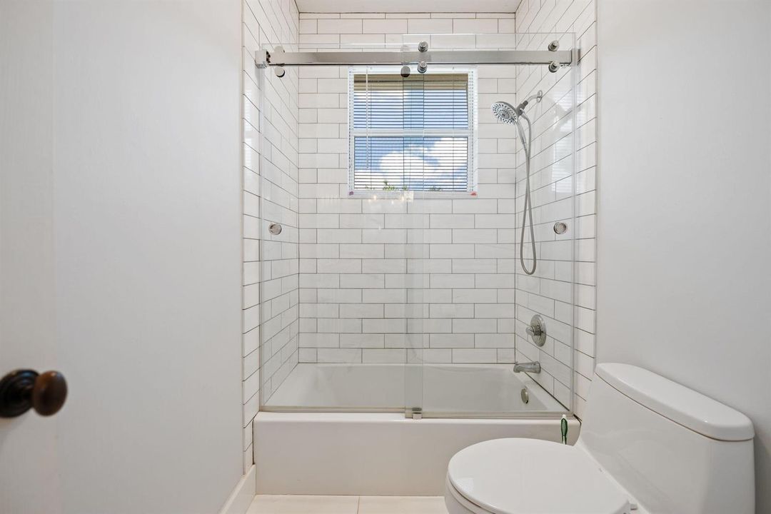 26-web-or-mls-11371-nw-6th-st