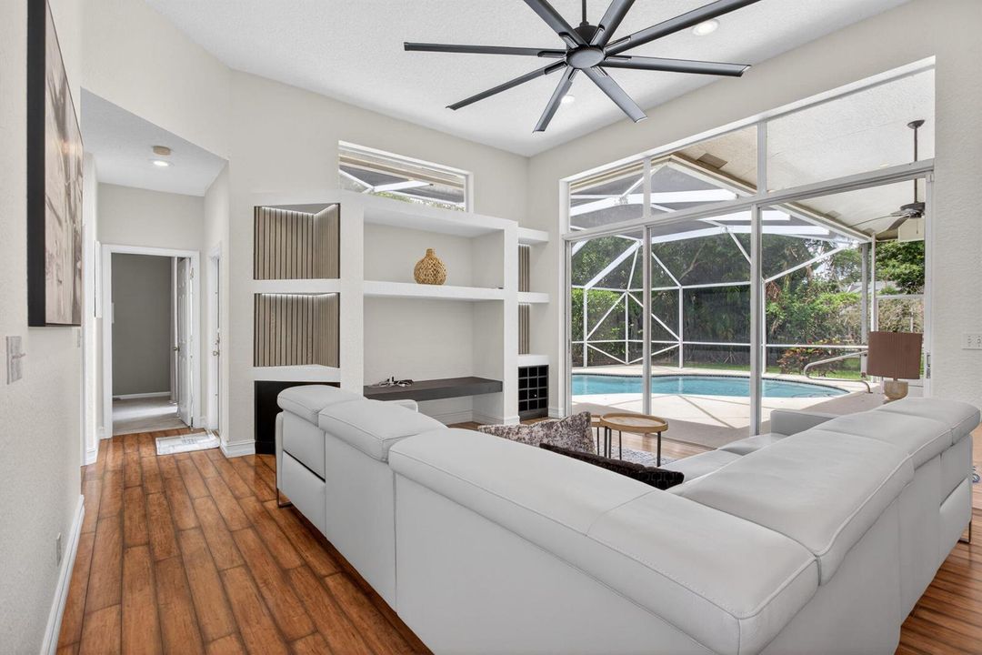 26-web-or-mls-7235-7800