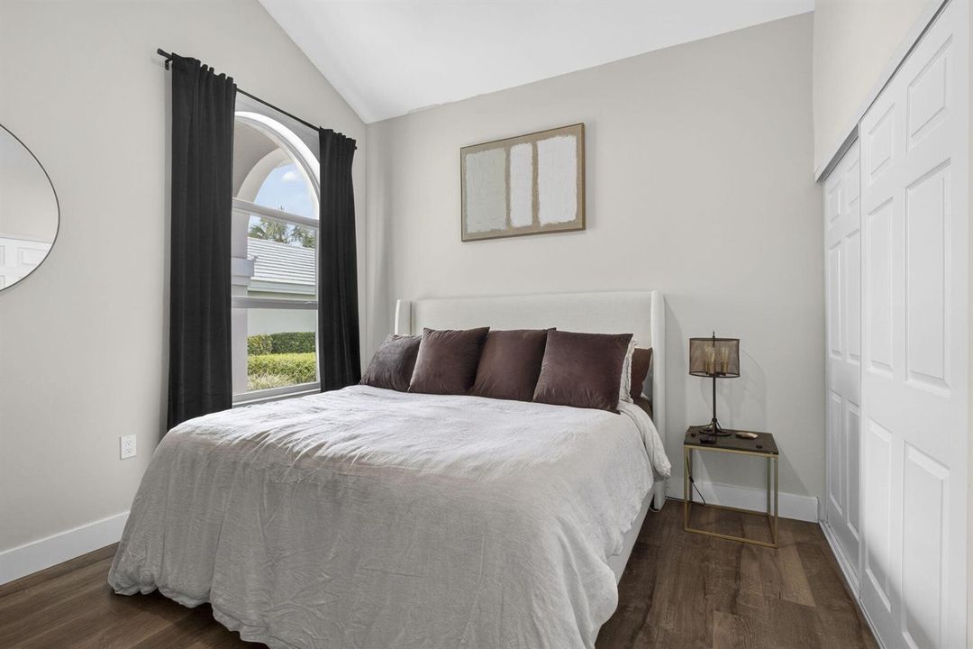 76-web-or-mls-Photo_1051