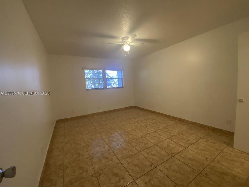 En Renta: $1,550 (1 camas, 1 baños, 720 Pies cuadrados)