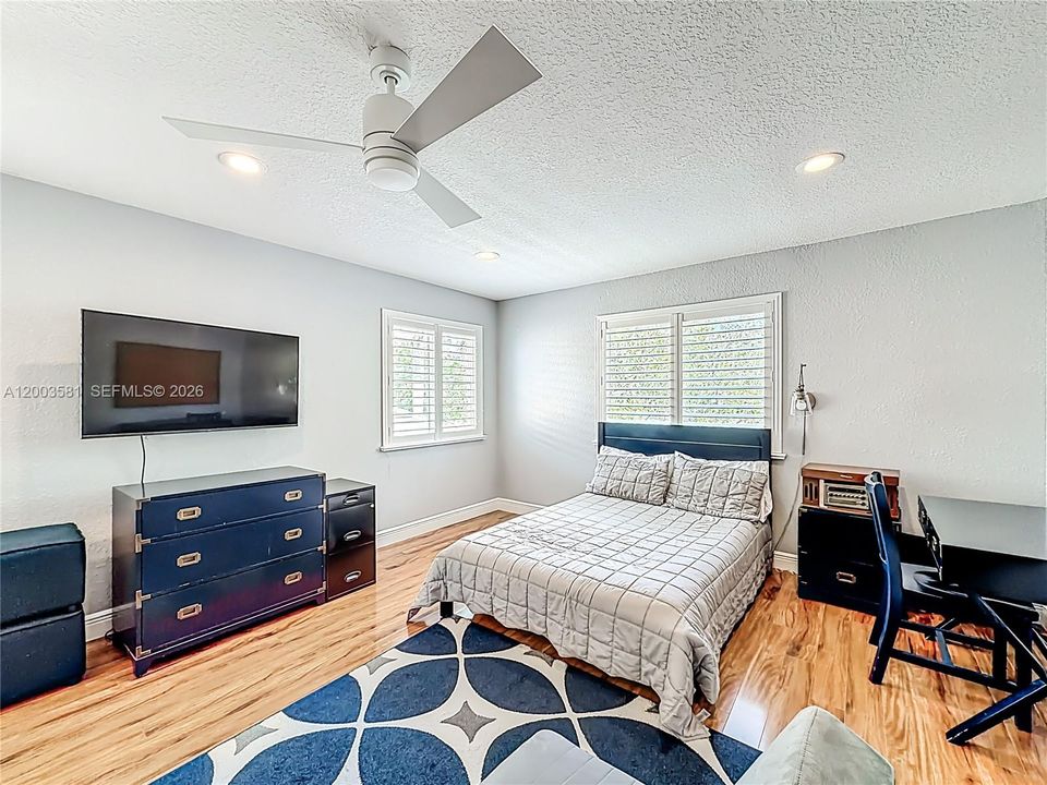 Upstairs Suite
