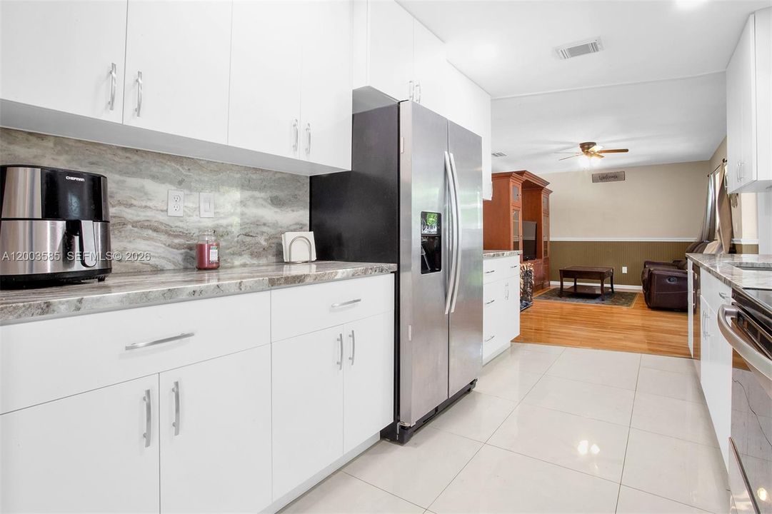 MARBLE STONE COUNTERTOPS