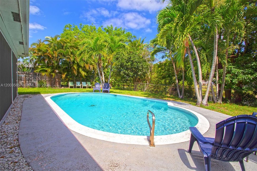 COOL POOL FOR RELAXING