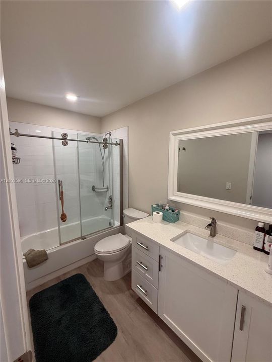 Activo con contrato: $99,999 (1 camas, 1 baños, 627 Pies cuadrados)
