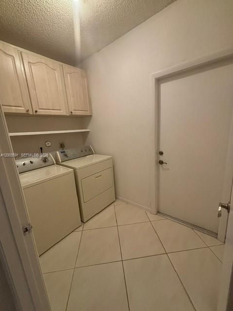En Renta: $4,400 (4 camas, 2 baños, 2440 Pies cuadrados)