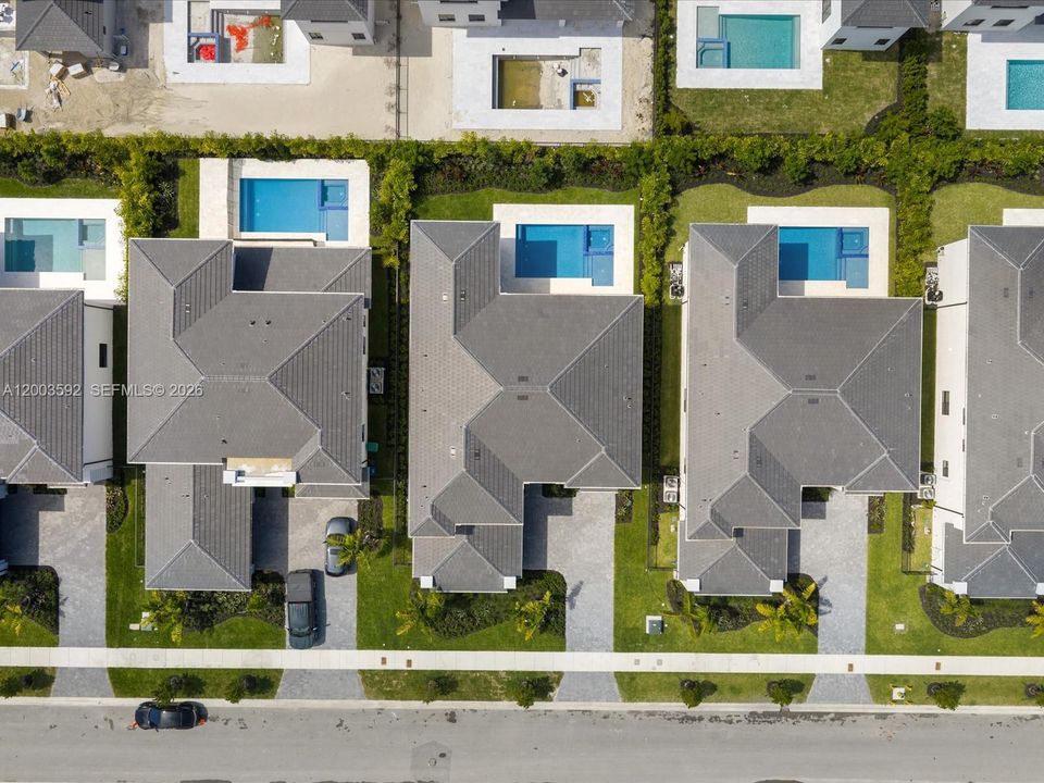 В аренду: $14,950 (5 спален, 4 ванн, 4057 Квадратных фут)