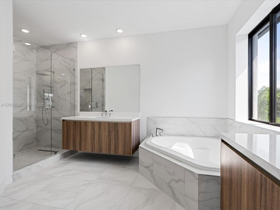 В аренду: $14,950 (5 спален, 4 ванн, 4057 Квадратных фут)