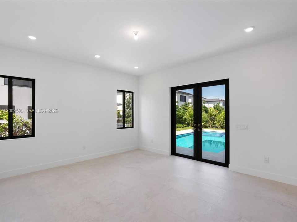 В аренду: $14,950 (5 спален, 4 ванн, 4057 Квадратных фут)