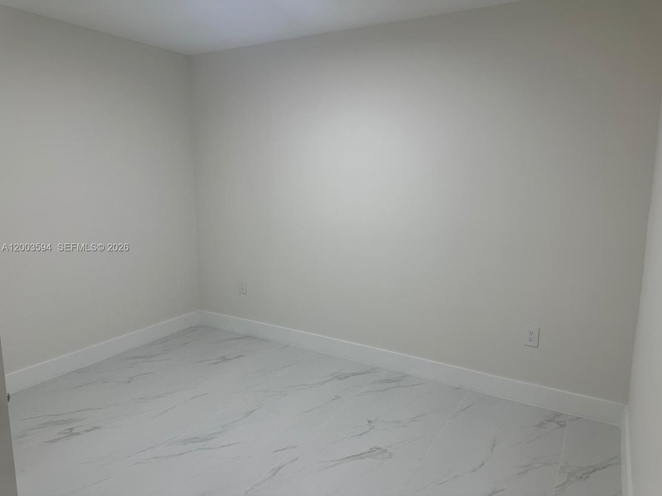 Activo con contrato: $10,500 (4 camas, 3 baños, 0 Pies cuadrados)
