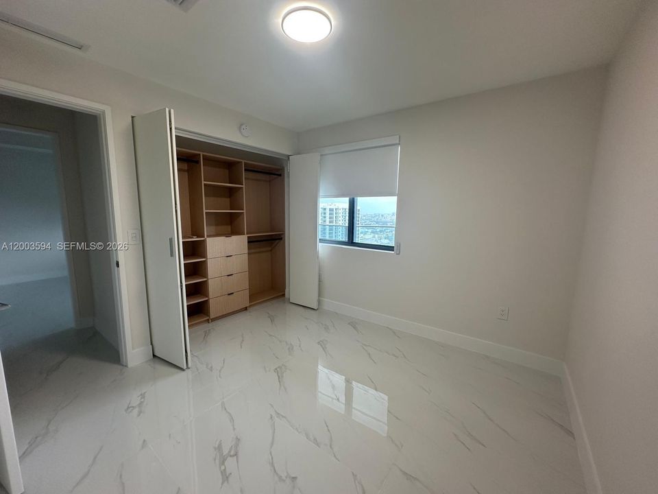 Activo con contrato: $10,500 (4 camas, 3 baños, 0 Pies cuadrados)