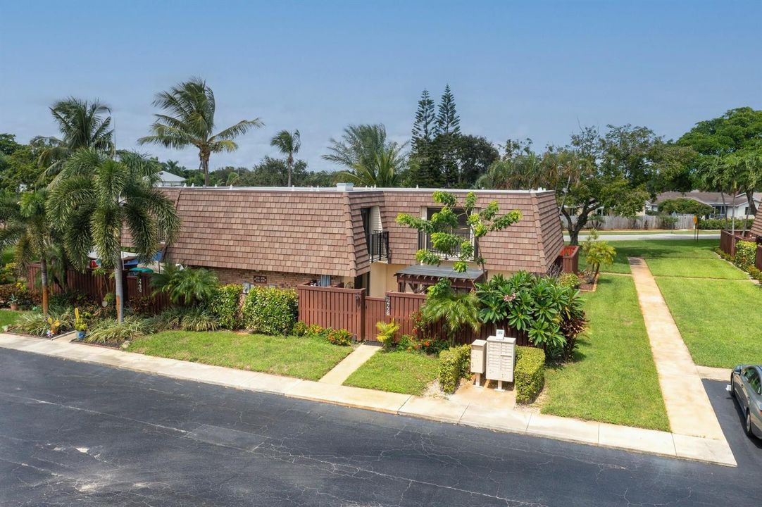Photo 28