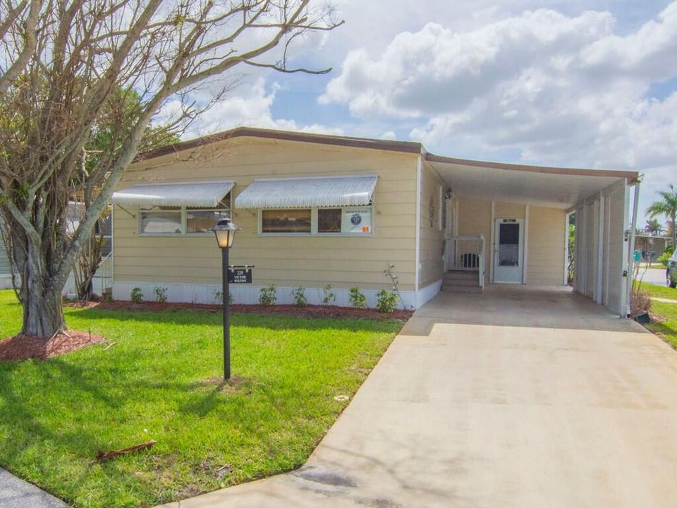 225 Forrest Court