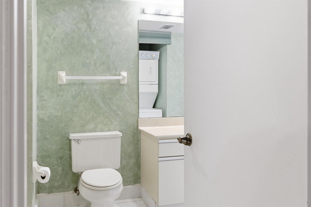 Main bathroom