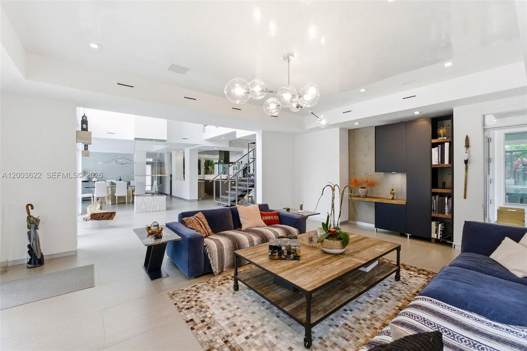 For Sale: $3,000,000 (4 beds, 5 baths, 4412 Square Feet)