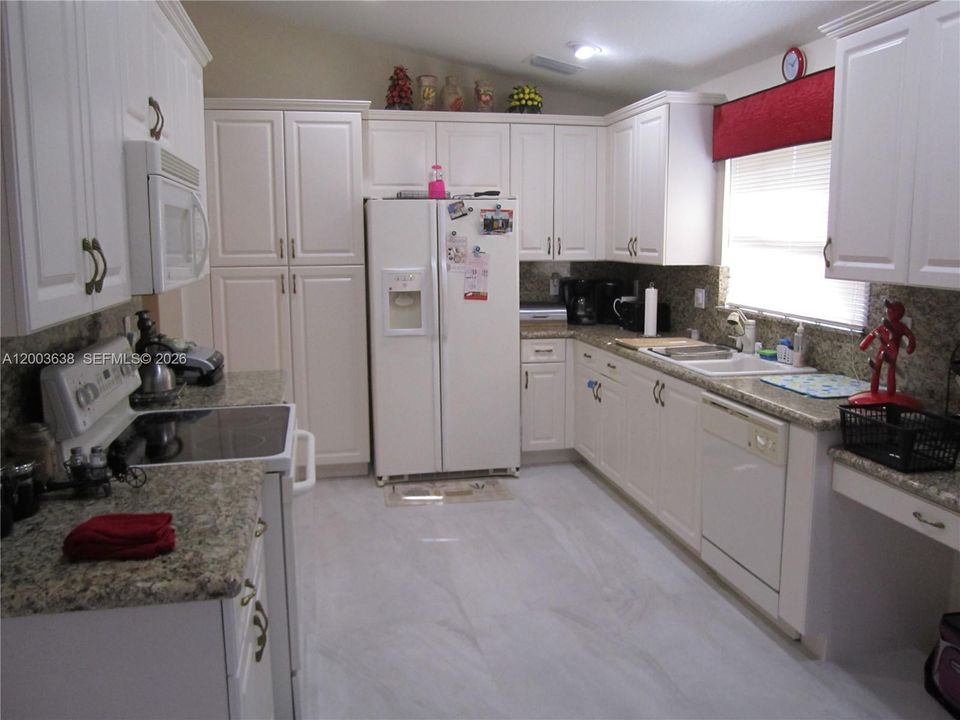 En Renta: $4,500 (3 camas, 2 baños, 1856 Pies cuadrados)