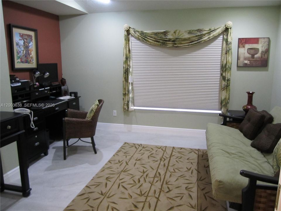 En Renta: $4,500 (3 camas, 2 baños, 1856 Pies cuadrados)