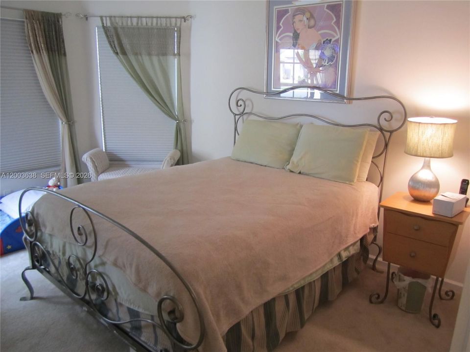En Renta: $4,500 (3 camas, 2 baños, 1856 Pies cuadrados)