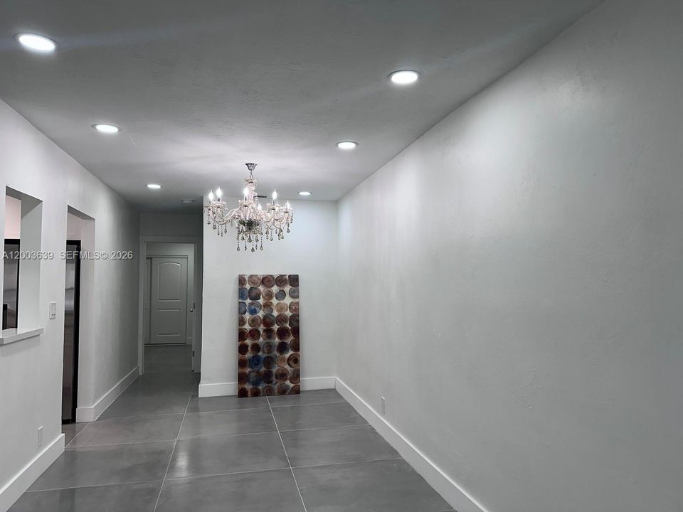 Activo con contrato: $349,900 (3 camas, 2 baños, 1240 Pies cuadrados)