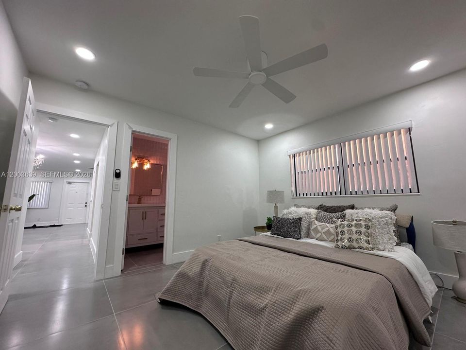 Activo con contrato: $349,900 (3 camas, 2 baños, 1240 Pies cuadrados)