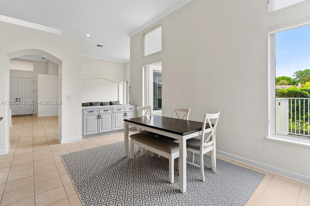 Active With Contract: $1,025,000 (4 beds, 4 baths, 2382 Square Feet)