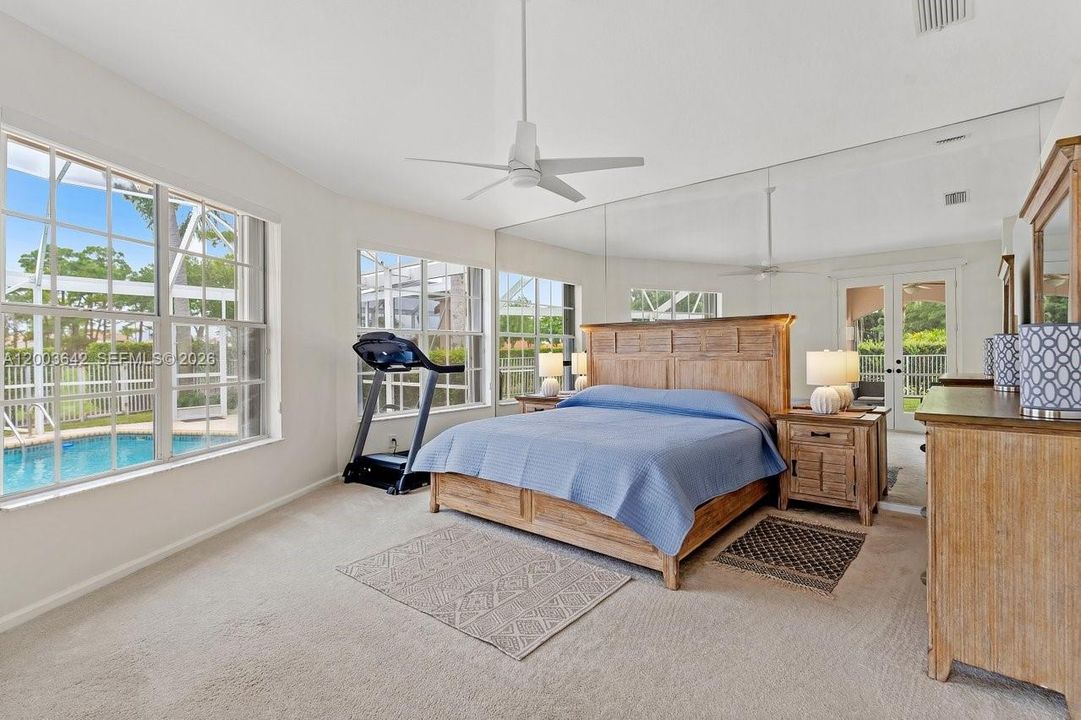 Active With Contract: $1,025,000 (4 beds, 4 baths, 2382 Square Feet)