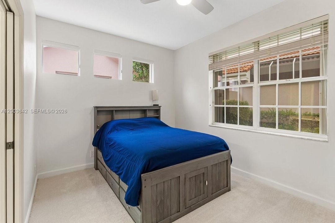 Active With Contract: $1,025,000 (4 beds, 4 baths, 2382 Square Feet)