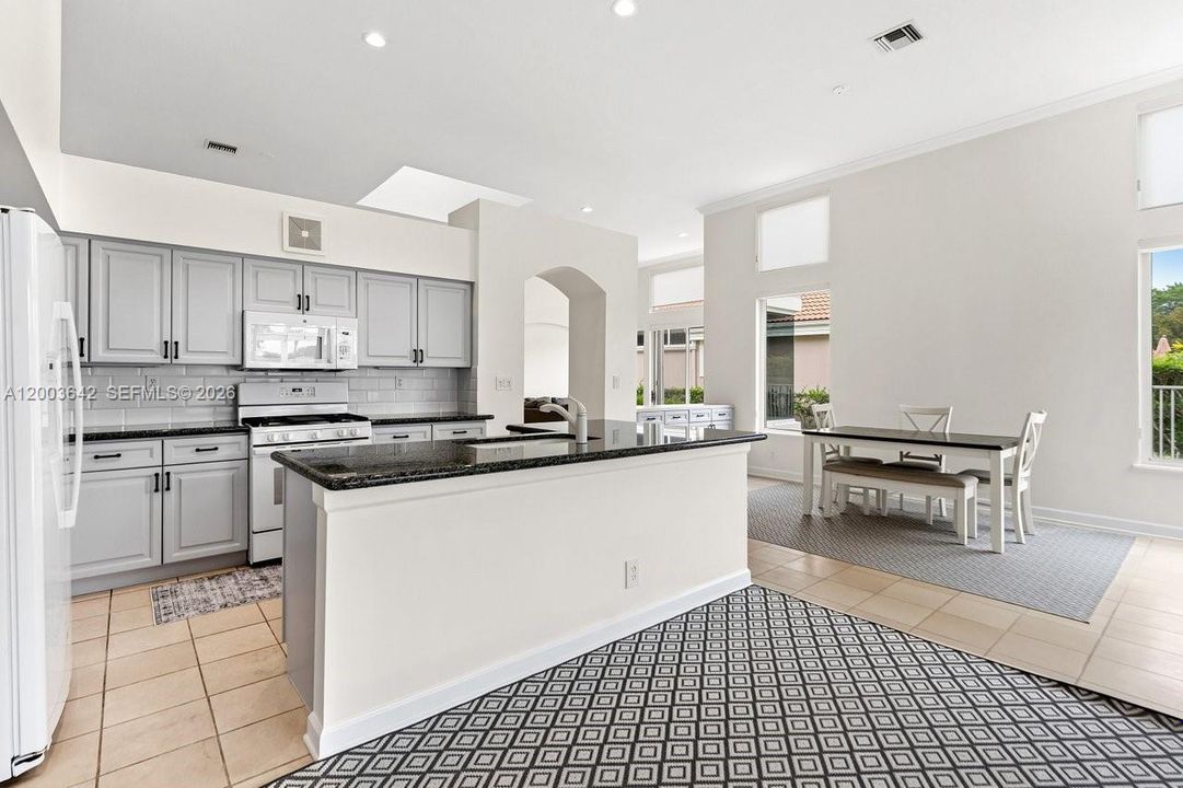 Active With Contract: $1,025,000 (4 beds, 4 baths, 2382 Square Feet)