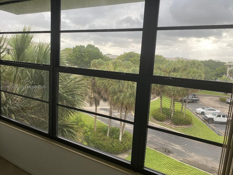 En Venta: $245,000 (2 camas, 2 baños, 1385 Pies cuadrados)