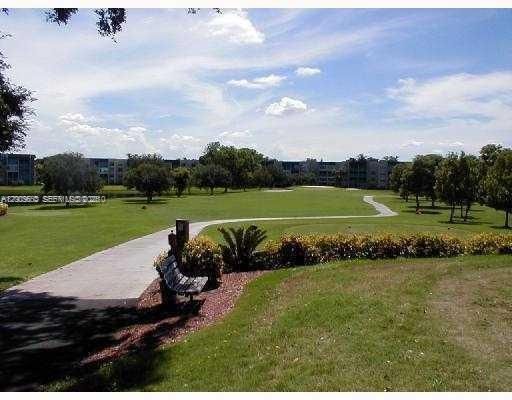 En Venta: $245,000 (2 camas, 2 baños, 1385 Pies cuadrados)