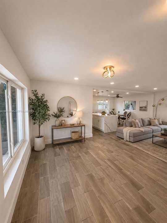 Activo con contrato: $640,000 (4 camas, 2 baños, 1430 Pies cuadrados)
