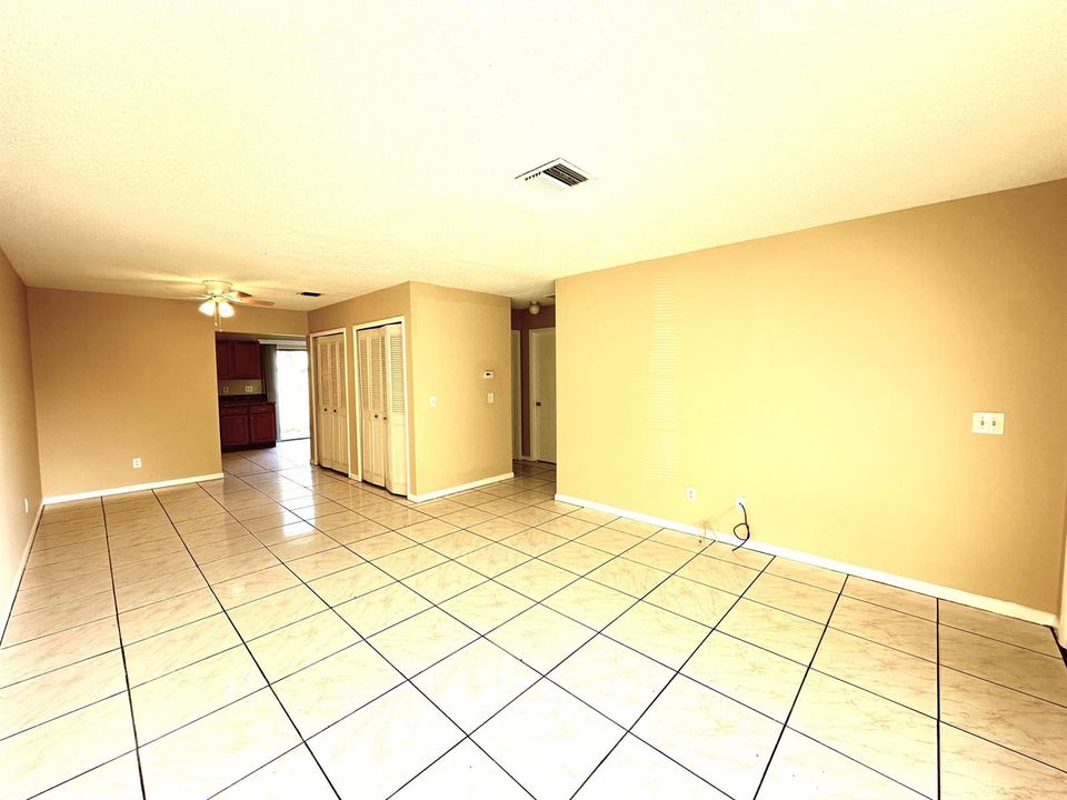 Living area 2