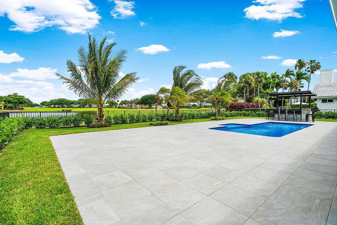 047-4887BocaireBoulevard