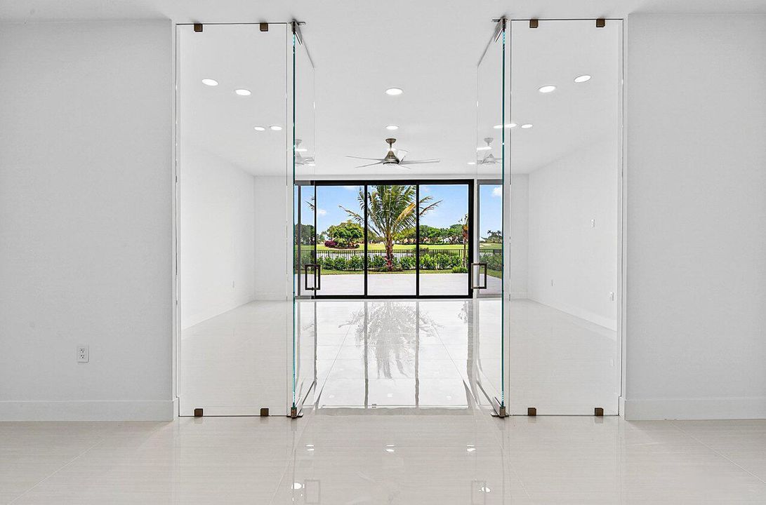 039-4887BocaireBoulevard
