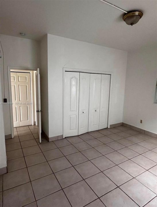 For Rent: $1,450 (2 beds, 1 baths, 1260 Square Feet)
