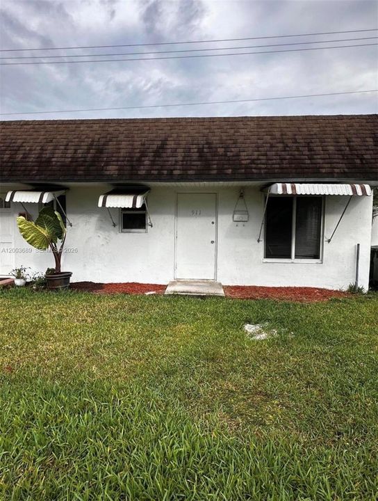 For Rent: $1,450 (2 beds, 1 baths, 1260 Square Feet)